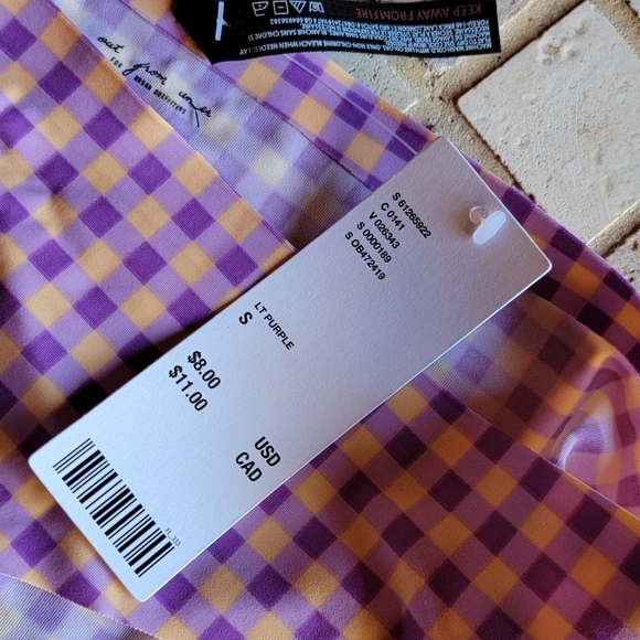 Out from Under Panties - 2 pairs - Picture 2 of 3